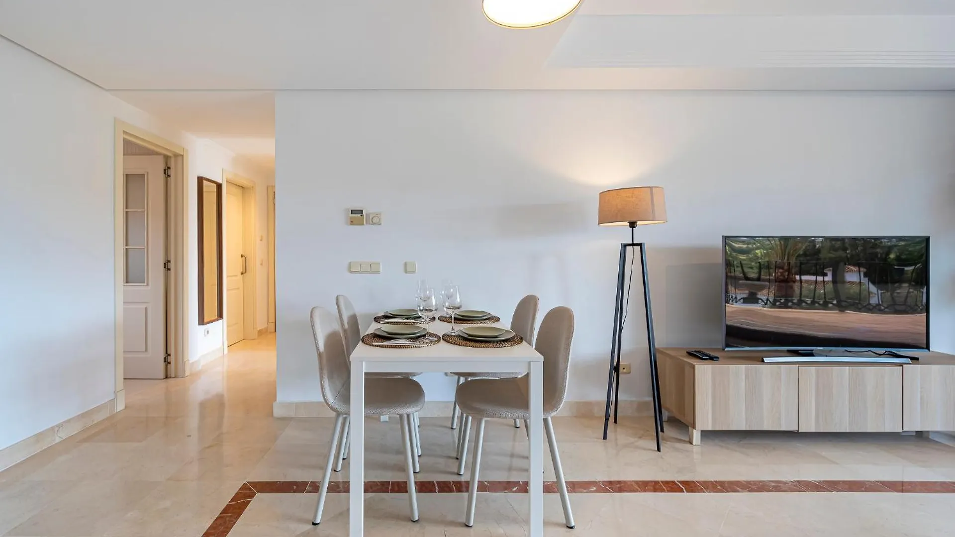 Nueva Andalucia Penthouse Apartment Marbella 0*,