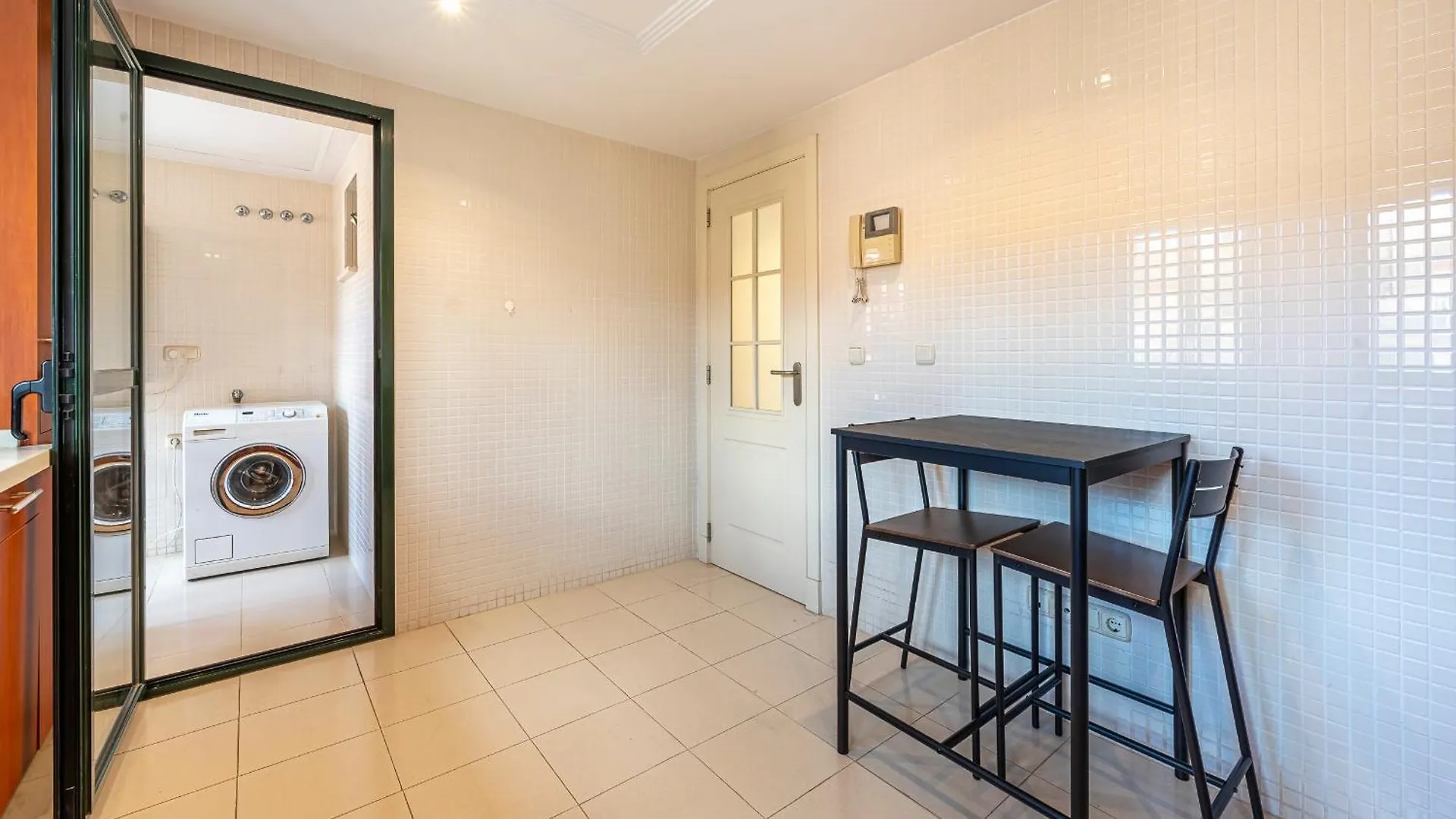 Nueva Andalucia Penthouse Apartment Marbella